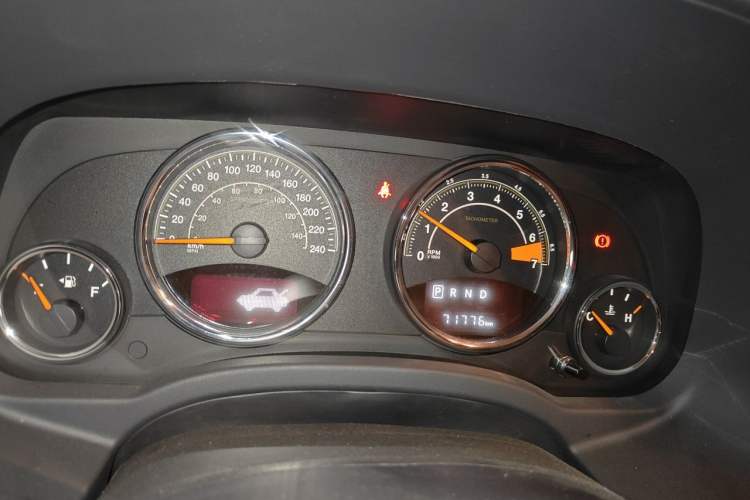 Used Jeep Compass 2014 Revised Version 2.4L Four-Wheel Drive Comfort Edition Instrument Cluster