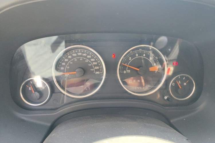 Used Jeep Compass 2014 Revised Version 2.4L Four-Wheel Drive Comfort Edition Instrument Cluster