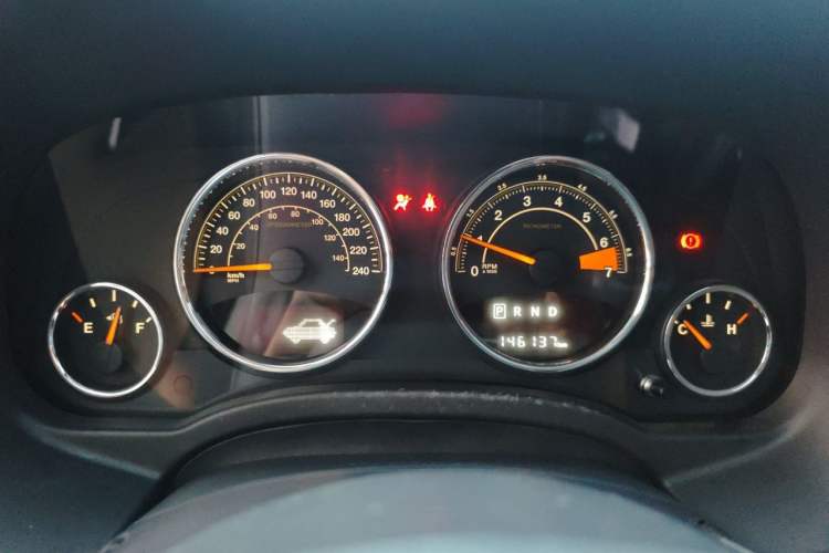Used Jeep Compass 2014 Revised Version 2.4L Four-Wheel Drive Comfort Edition Instrument Cluster
