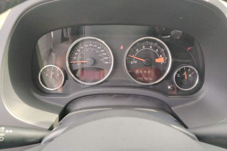 Used Jeep Compass 2014 Revised Version 2.4L Four-Wheel Drive Comfort Edition Instrument Cluster