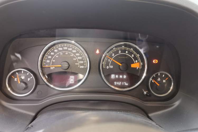 Used Jeep Compass 2014 Revised Version 2.4L Four-Wheel Drive Luxury Edition Instrument Cluster