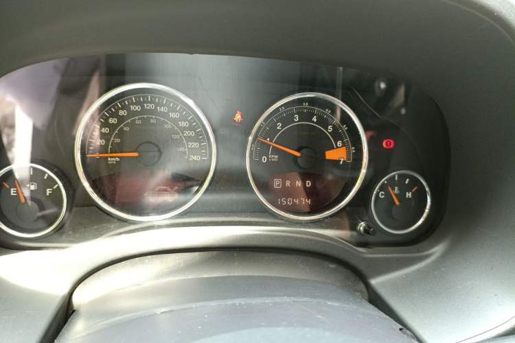 Used Jeep Compass 2014 2.0L two-wheel drive luxury version Instrument Cluster