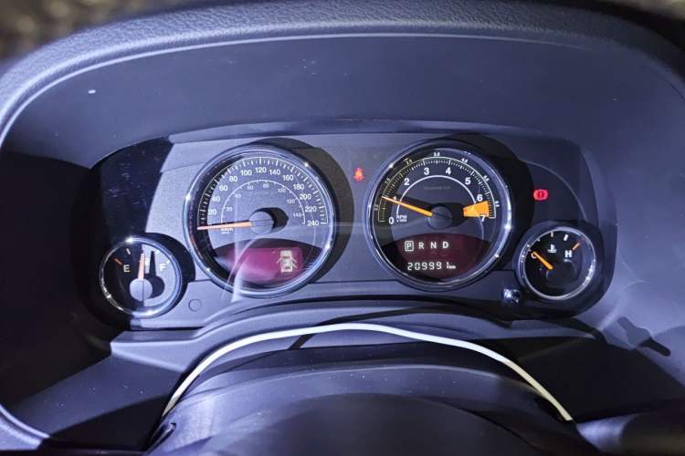 Used Jeep Compass 2014 Revised Version 2.4L Four-Wheel Drive Comfort Edition Instrument Cluster