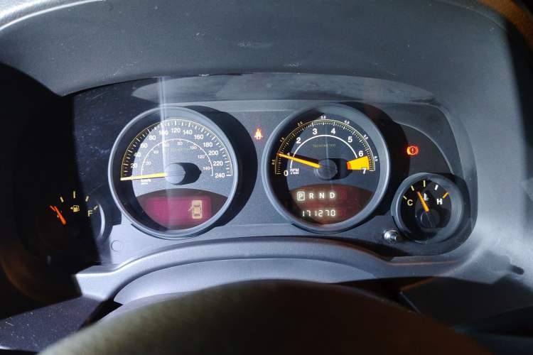 Used Jeep Compass 2014 2.4L four-wheel drive sport version Instrument Cluster