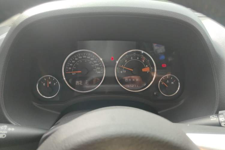 Used Jeep Compass 2014 2.4L four-wheel drive luxury navigation version Instrument Cluster