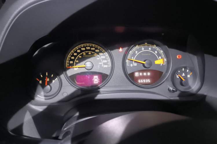 Used Jeep Compass 2014 Revised Version 2.0L Two-Wheel Drive Entry-Level Edition Instrument Cluster