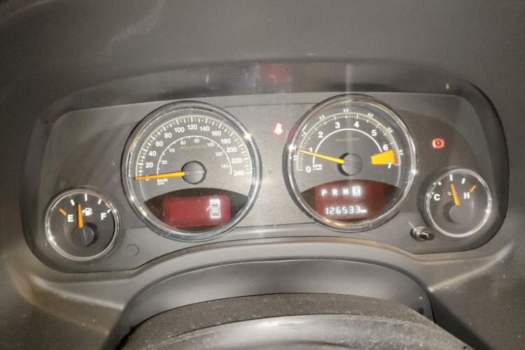 Used Jeep Compass 2014 Revised Version 2.4L Four-Wheel Drive Comfort Edition Instrument Cluster