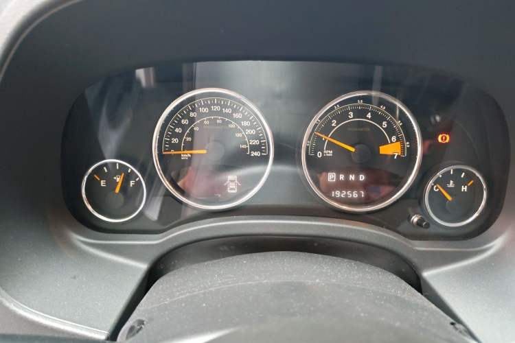 Used Jeep Compass 2014 Revised Version 2.4L Four-Wheel Drive Comfort Edition Instrument Cluster