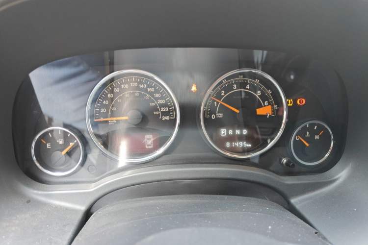 Used Jeep Compass 2014 Revised Version 2.4L Four-Wheel Drive Comfort Edition Instrument Cluster