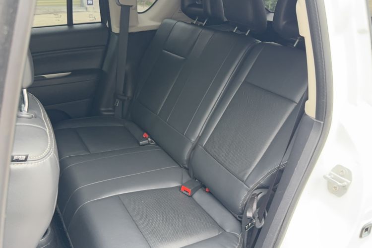 Used Jeep Compass 2014 Revised Version 2.0L Two-Wheel Drive Elite Edition Interior 1