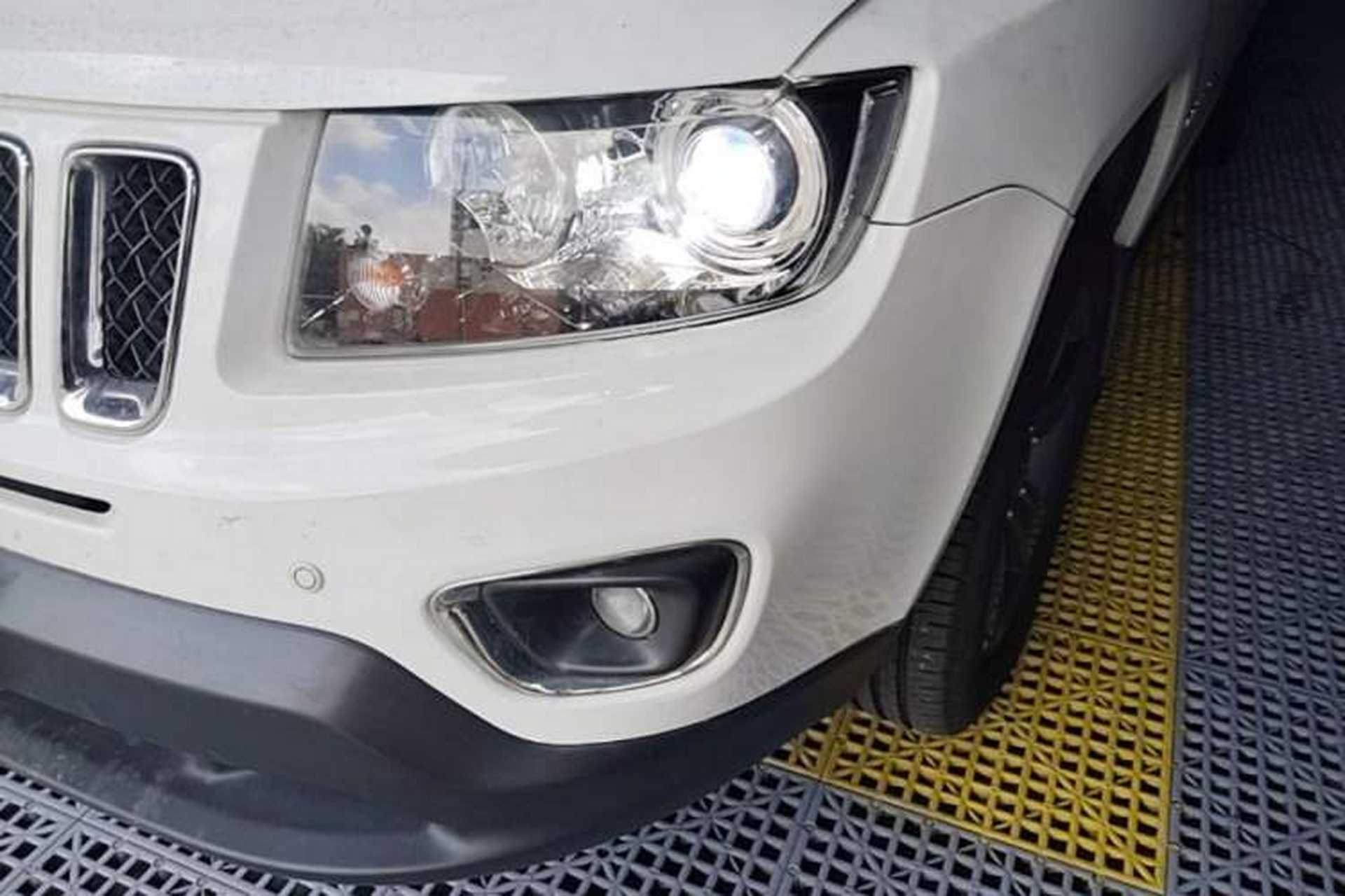 Used Jeep Compass 2014 Revised Version 2.4L Four-Wheel Drive Comfort Edition Left Front Headlight