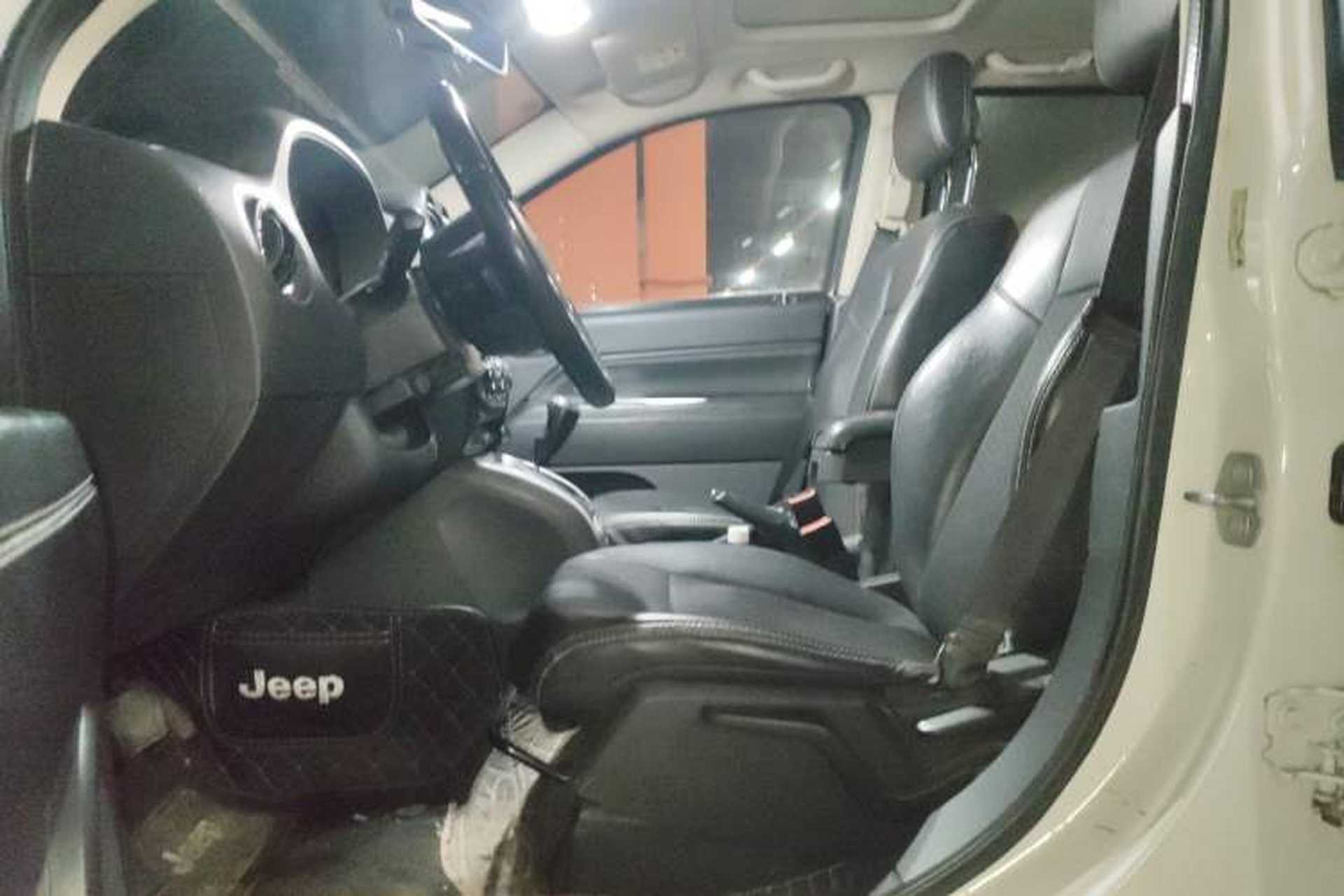Used Jeep Compass 2014 Revised Version 2.4L Four-Wheel Drive Comfort Edition Left Front Seat