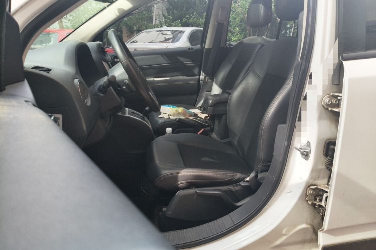 Used Jeep Compass 2014 2.4L Four-Wheel Drive Serpentine Collection Edition Left Front Seat