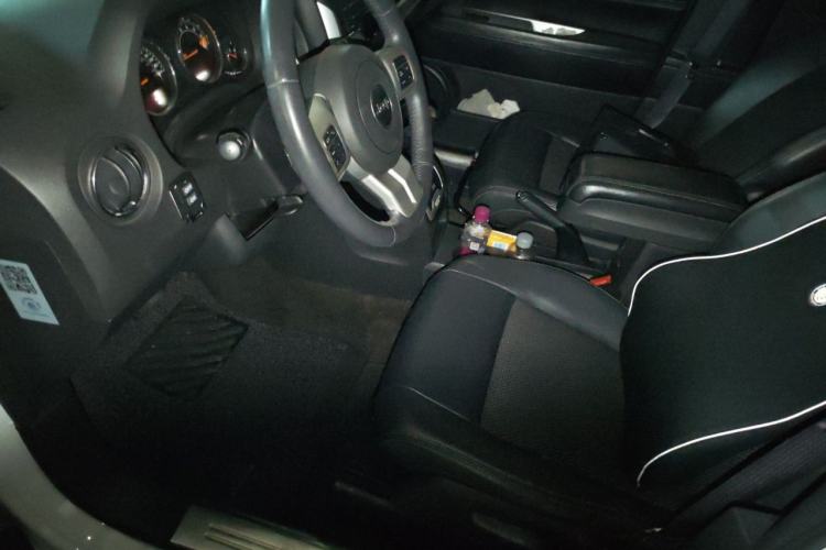 Used Jeep Compass 2014 Revised Version 2.4L Four-Wheel Drive Comfort Edition Left Front Seat