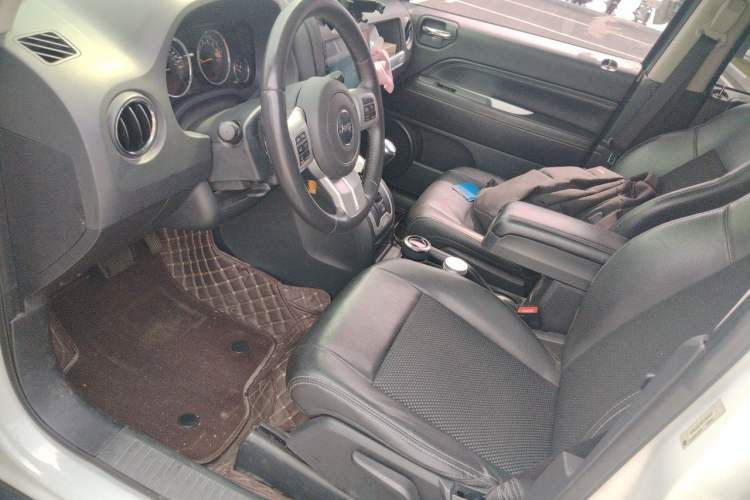 Used Jeep Compass 2014 Revised Version 2.4L Four-Wheel Drive Comfort Edition Left Front Seat