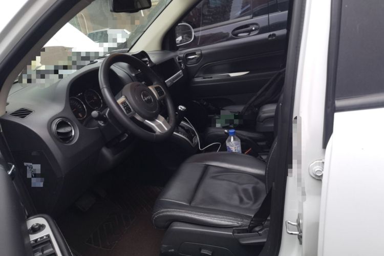 Used Jeep Compass 2014 Revised Version 2.4L Four-Wheel Drive Luxury Edition Left Front Seat