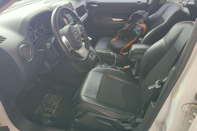Used Jeep Compass 2014 Revised Version 2.4L Four-Wheel Drive Comfort Edition Left Front Seat