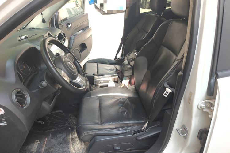Used Jeep Compass 2014 2.0L two-wheel drive luxury version Left Front Seat