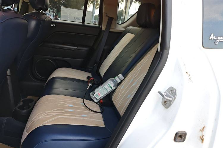 Used Jeep Compass 2014 Revised Version 2.0L Two-Wheel Drive Entry-Level Edition Left Rear Seat