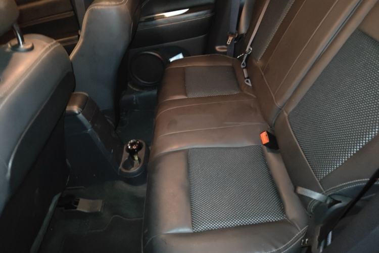 Used Jeep Compass 2014 Revised Version 2.4L Four-Wheel Drive Comfort Edition Left Rear Seat