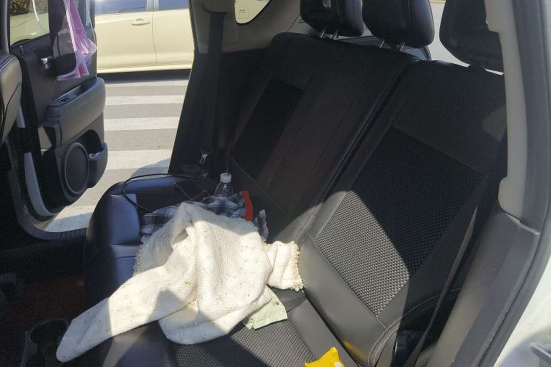 Used Jeep Compass 2014 2.4L Four-Wheel Drive Serpentine Collection Edition Left Rear Seat