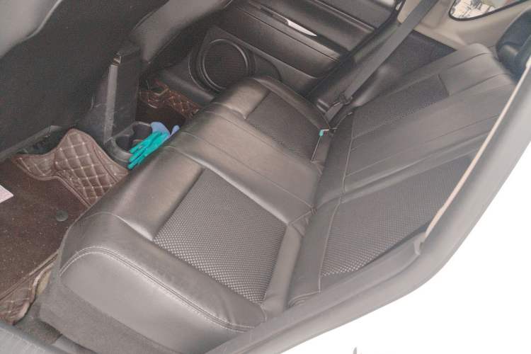 Used Jeep Compass 2014 Revised Version 2.4L Four-Wheel Drive Comfort Edition Left Rear Seat