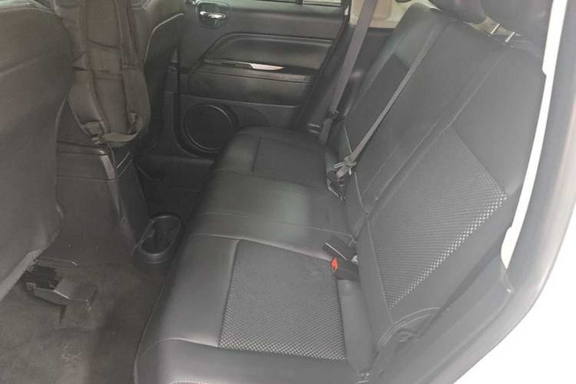 Used Jeep Compass 2014 Revised Version 2.4L Four-Wheel Drive Comfort Edition Left Rear Seat