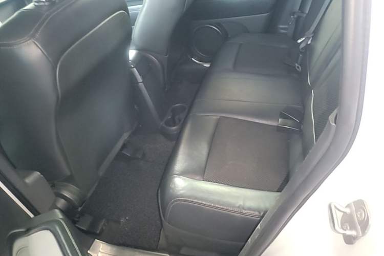 Used Jeep Compass 2014 Revised Version 2.4L Four-Wheel Drive Comfort Edition Left Rear Seat