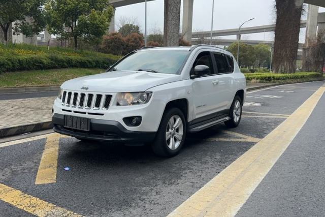 Used Jeep Compass 2014 2.0L two-wheel drive sport version