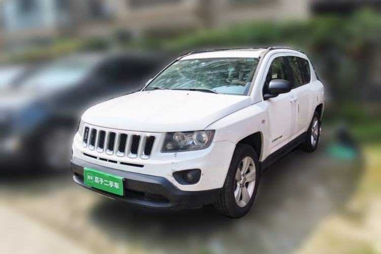 Used Jeep Compass 2014 2.0L two-wheel drive sport version Guazi used car, China used car export, Used car for sale, Used  cars, Cheapest cars for sale