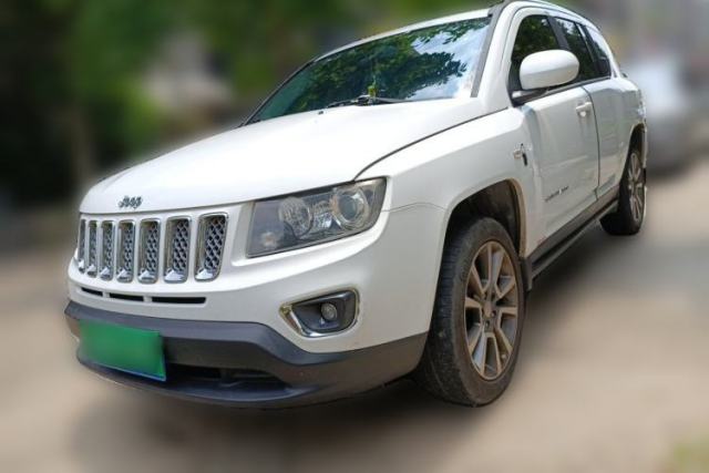 Used Jeep Compass 2014 2.0L two-wheel drive luxury version