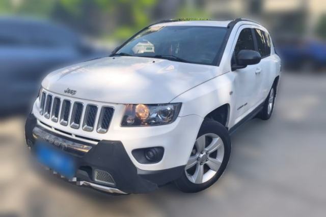 Used Jeep Compass 2014 2.0L two-wheel drive sport version