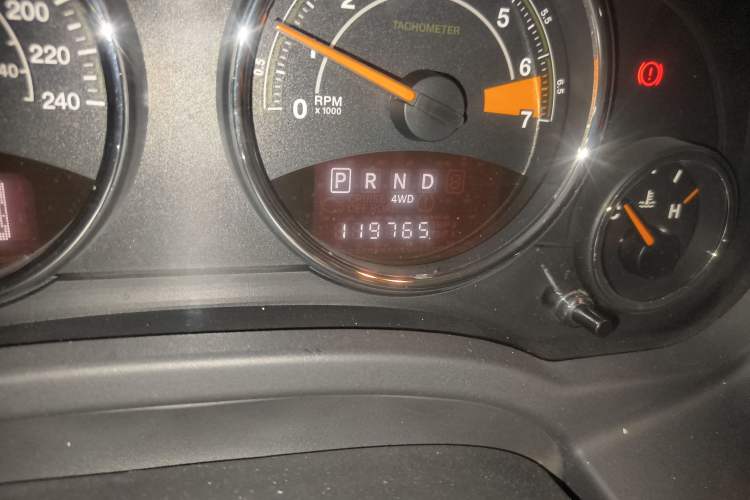 Used Jeep Compass 2014 Revised Version 2.4L Four-Wheel Drive Comfort Edition Odometer Close Up