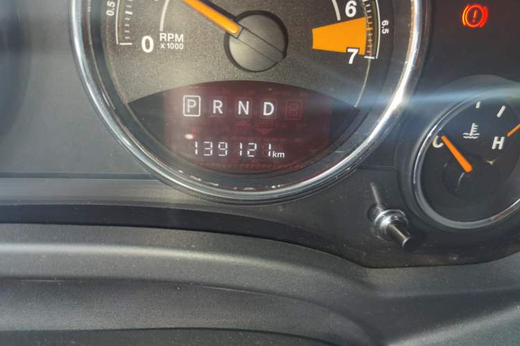 Used Jeep Compass 2014 Revised Version 2.4L Four-Wheel Drive Luxury Edition Odometer Close Up