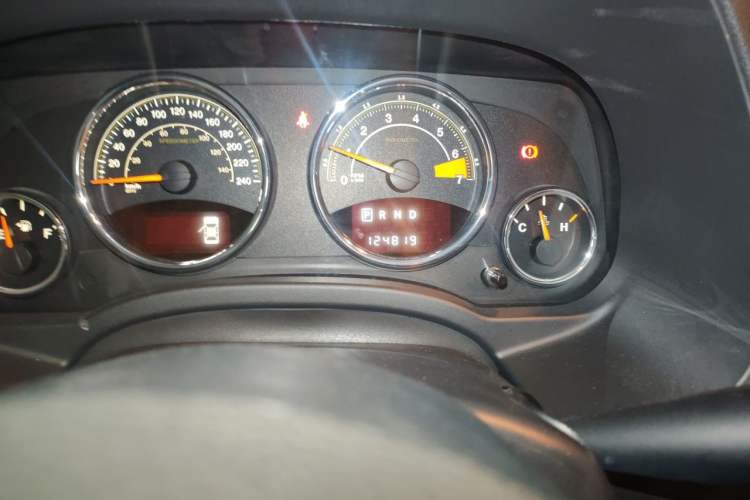 Used Jeep Compass 2014 Revised Version 2.4L Four-Wheel Drive Luxury Navigation Edition Odometer Close Up