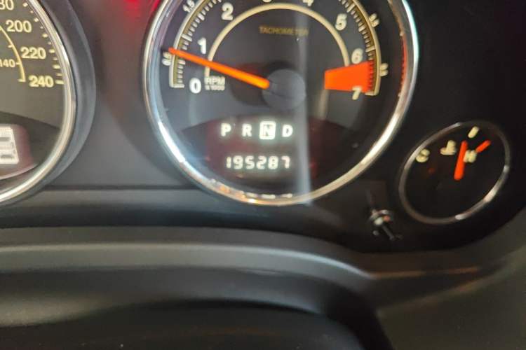 Used Jeep Compass 2014 Revised Version 2.4L Four-Wheel Drive Comfort Edition Odometer Close Up