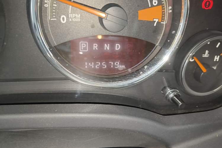 Used Jeep Compass 2014 Revised Version 2.4L Four-Wheel Drive Comfort Edition Odometer Close Up