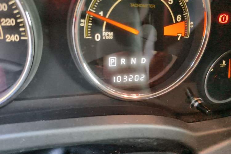 Used Jeep Compass 2014 Revised Version 2.4L Four-Wheel Drive Comfort Edition Odometer Close Up