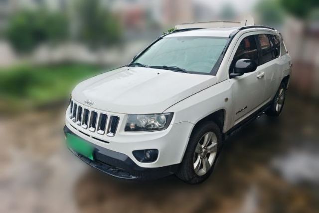 Used Jeep Compass 2014 2.0L two-wheel drive sport version