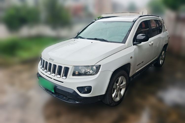 Used Jeep Compass 2014 2.0L two-wheel drive sport version Guazi used car, China used car export, Used car for sale, Used  cars, Cheapest cars for sale