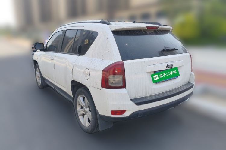 Used Jeep Compass 2014 2.0L two-wheel drive sport version Rear Left 45 Deg