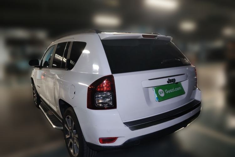 Used Jeep Compass 2014 2.0L two-wheel drive luxury version Rear Left 45 Deg