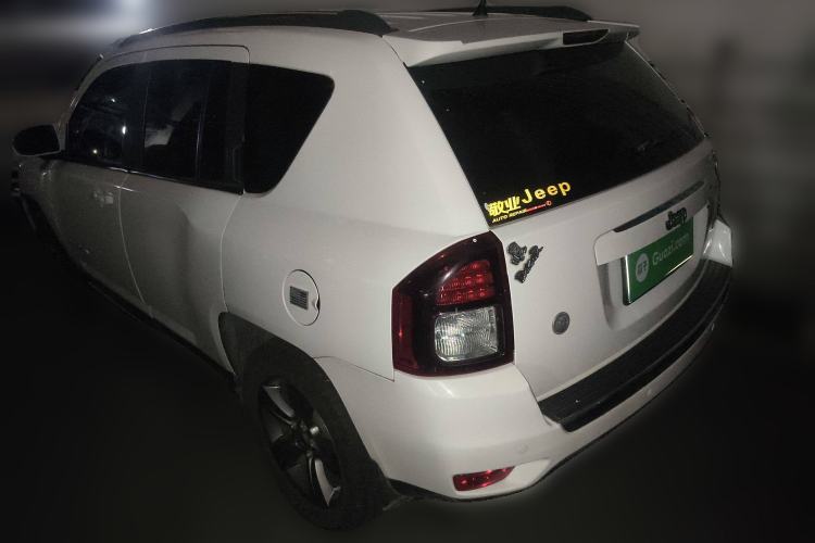 Used Jeep Compass 2014 Revised Version 2.4L Four-Wheel Drive Comfort Edition Rear Left 45 Deg