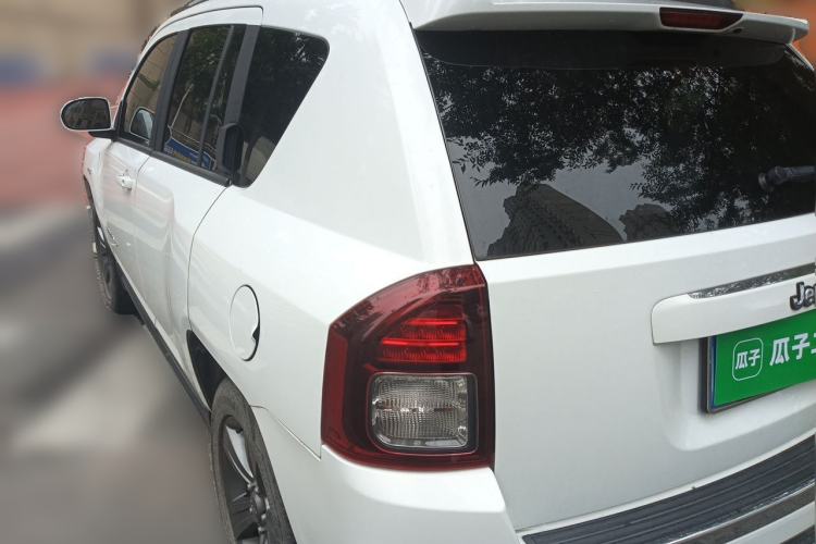 Used Jeep Compass 2014 Revised Version 2.4L Four-Wheel Drive Comfort Edition Rear Left 45 Deg