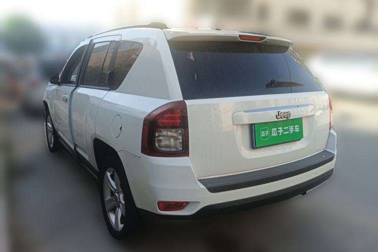 Used Jeep Compass 2014 2.4L four-wheel drive sport version Rear Left 45 Deg