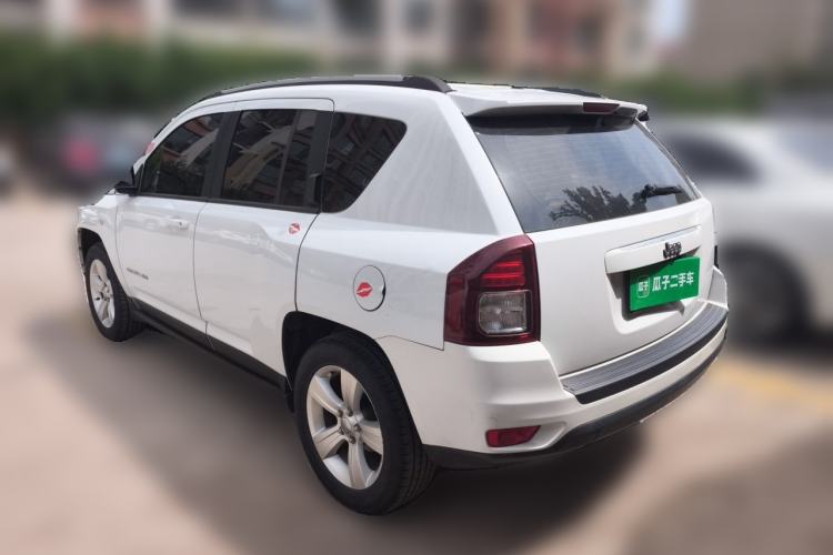 Used Jeep Compass 2014 2.0L two-wheel drive sport version Rear Left 45 Deg
