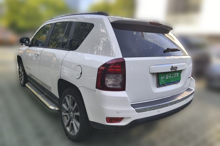 Used Jeep Compass 2014 2.0L two-wheel drive luxury version Rear Left 45 Deg