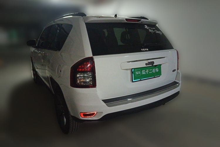 Used Jeep Compass 2014 2.4L four-wheel drive sport version Rear Left 45 Deg