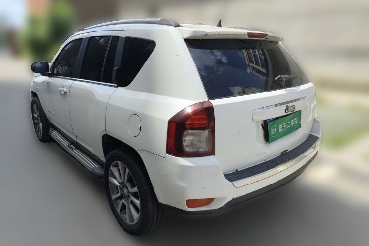 Used Jeep Compass 2014 2.0L two-wheel drive luxury version Rear Left 45 Deg