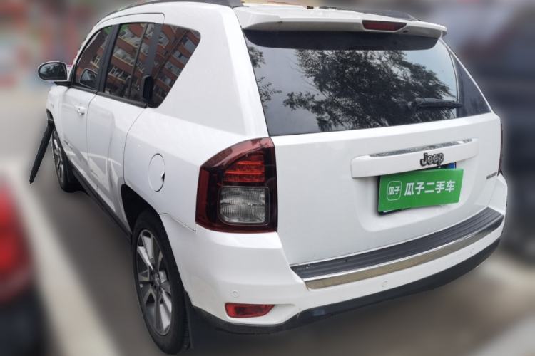 Used Jeep Compass 2014 Revised Version 2.4L Four-Wheel Drive Luxury Edition Rear Left 45 Deg